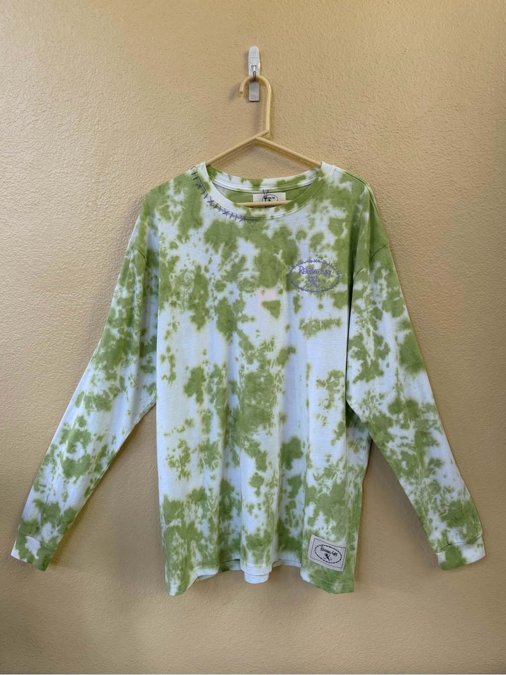 NWT! Reigning Fury Tie Dye Long Sleeve Tee USA Made Green Cream Size XL - Picture 2 of 8
